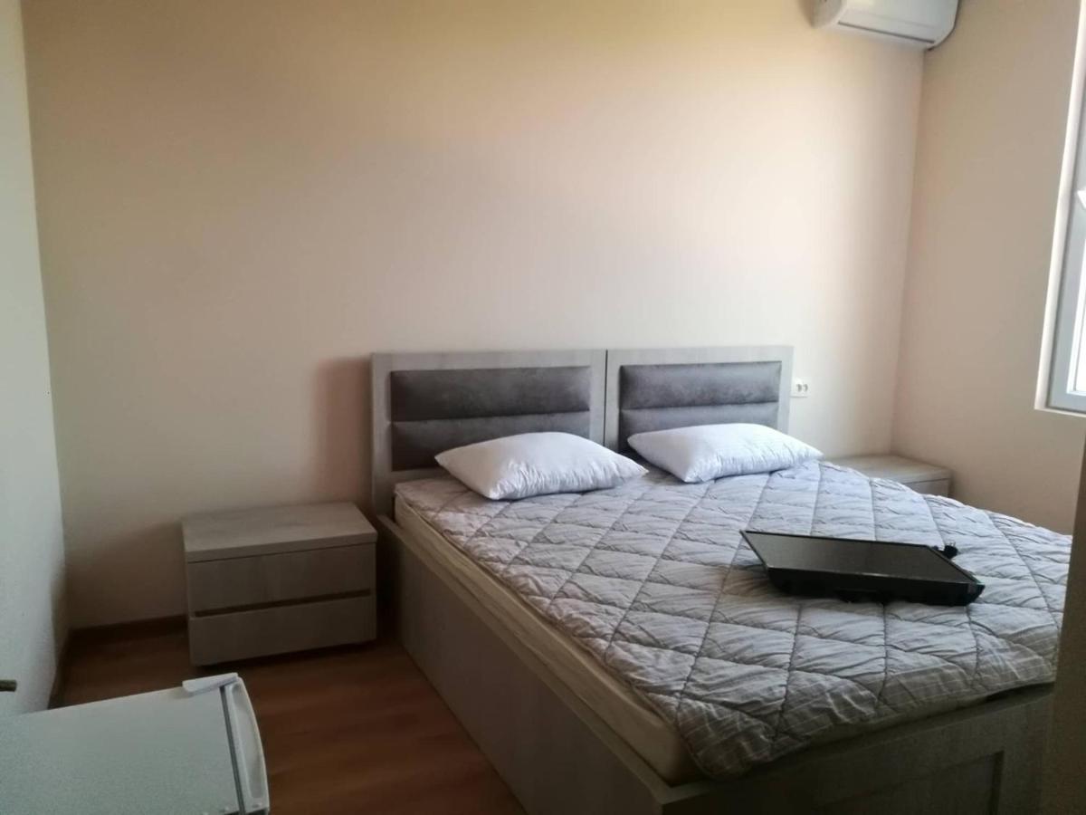 Mate'S Guest House 科布列季 外观 照片