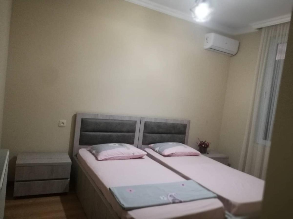 Mate'S Guest House 科布列季 外观 照片