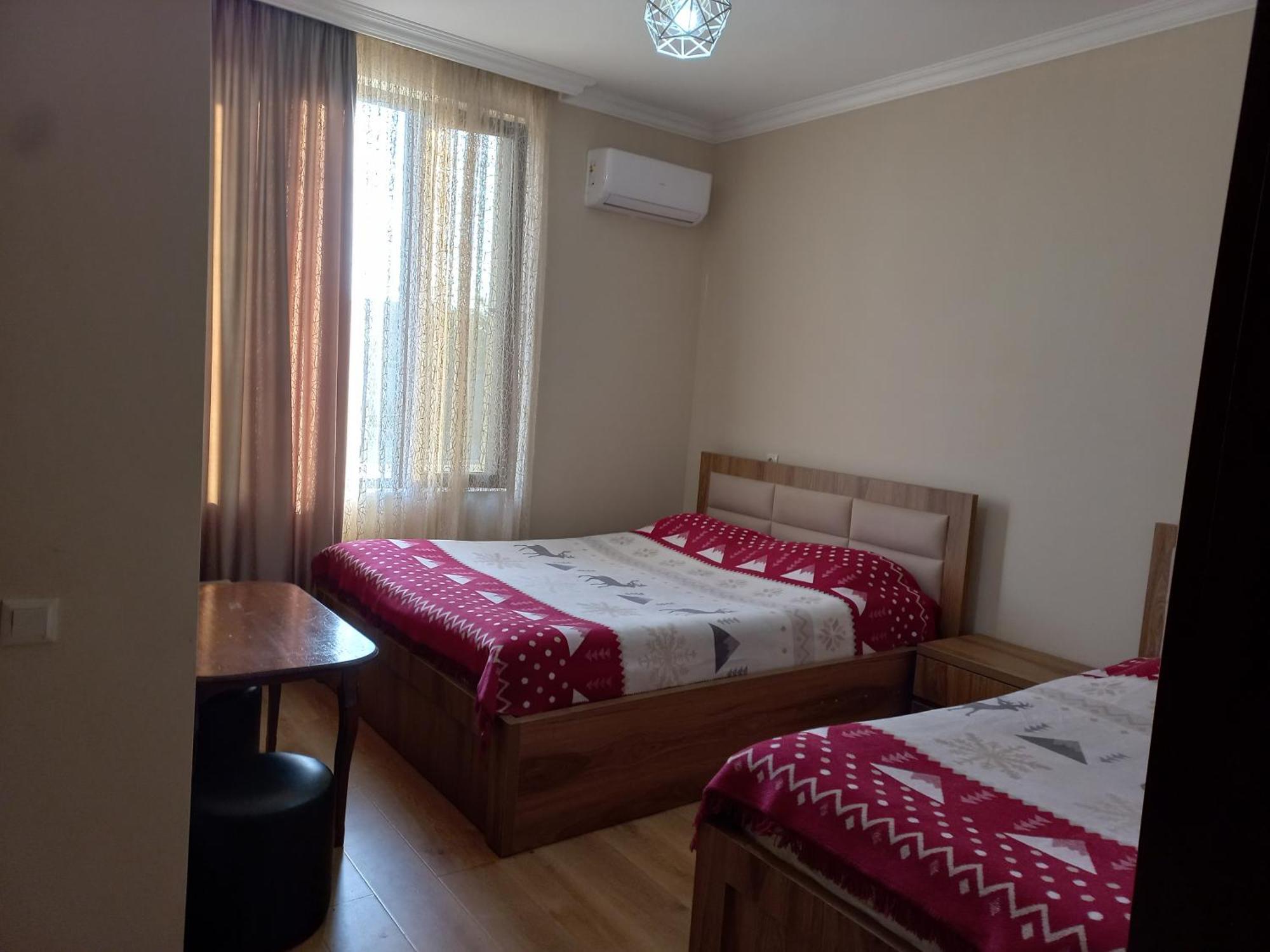 Mate'S Guest House 科布列季 外观 照片